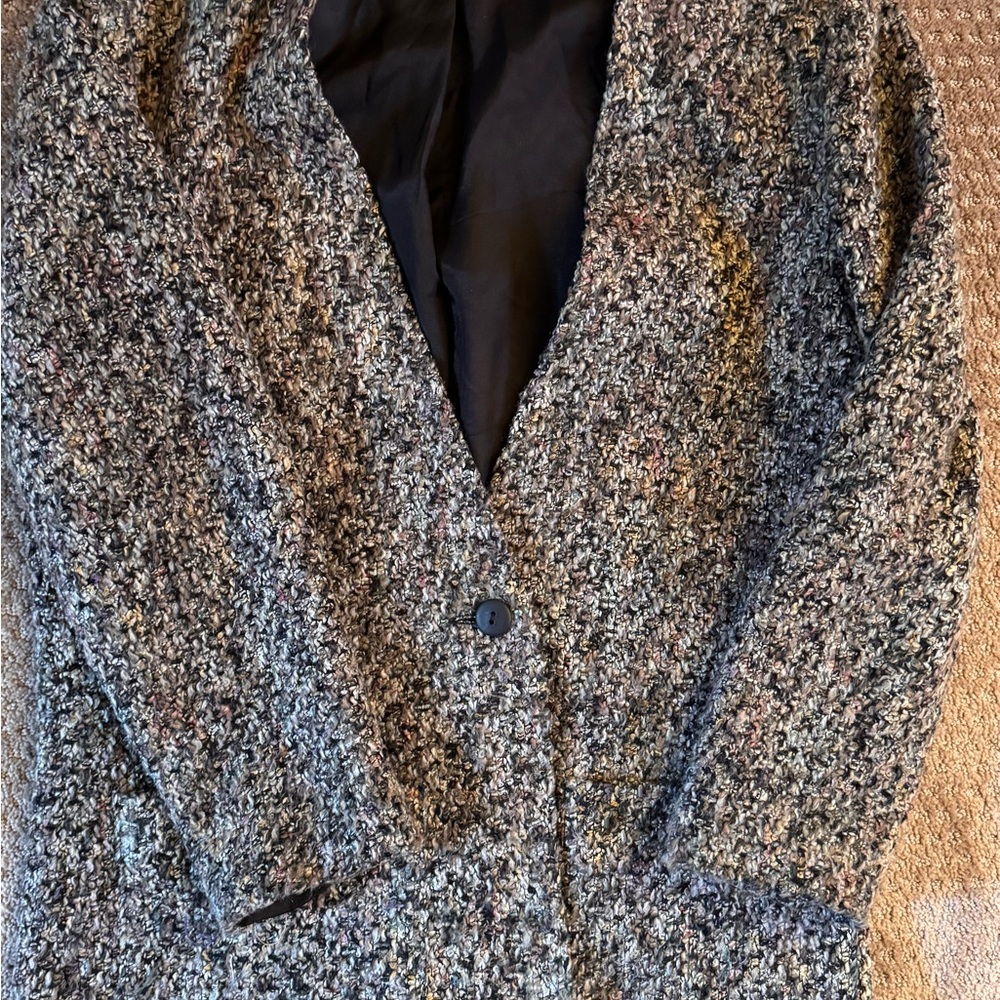 Chic Tweed Blazer